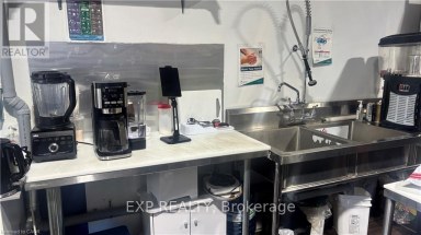 83 MACDONELL STREET Guelph (Downtown) Ontario photo 7