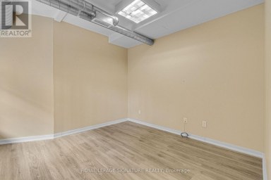 SUITE 1 - 126 TRAFALGAR ROAD Oakville (OO Old Oakville) Ontario photo 11