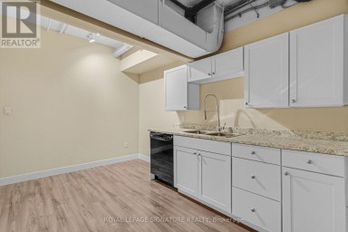 SUITE 1 - 126 TRAFALGAR ROAD Oakville (OO Old Oakville) Ontario photo 21