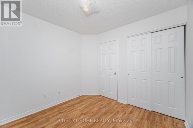 23 PEARTREE COURT, Barrie (Allandale Heights), Ontario, L4N6N7