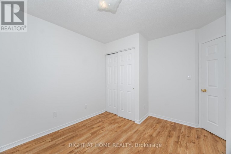 23 PEARTREE COURT, Barrie (Allandale Heights), Ontario, L4N6N7