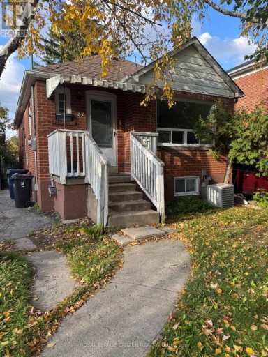 32 NEWTON DRIVE, Toronto (Newtonbrook East), Ontario, M2M2M7