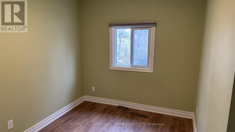 #UPPER - 210 WAYS BAY DRIVE, Georgina (Keswick North), Ontario, L4P2M7