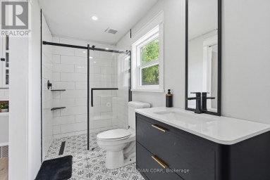 8073 FRANCIS STREET Brooke-Alvinston (Brooke Alvinston) Ontario photo 17