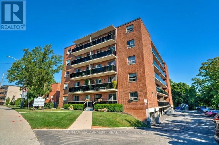17 - 2373 KING STREET E, Hamilton (Glenview), Ontario, L8K1X9