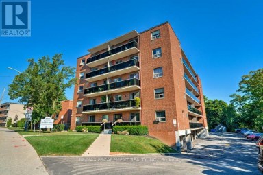 17 - 2373 KING STREET E Hamilton (Glenview) Ontario photo 1