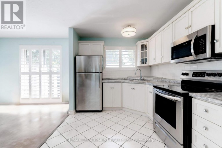 17 - 2373 KING STREET E, Hamilton (Glenview), Ontario, L8K1X9