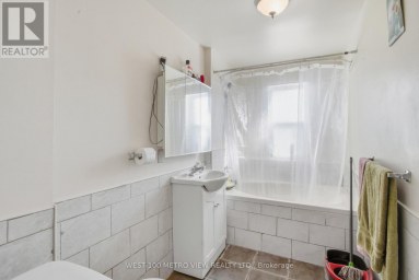 597 BARTON STREET E Hamilton (Gibson) Ontario photo 14
