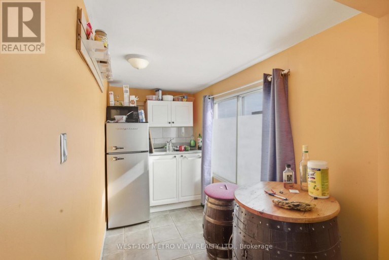 597 BARTON STREET E, Hamilton (Gibson), Ontario, L8L2Z6