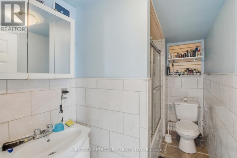 597 BARTON STREET E, Hamilton (Gibson), Ontario, L8L2Z6