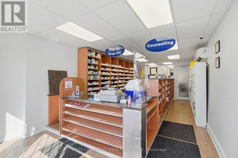 597 BARTON STREET E, Hamilton (Gibson), Ontario, L8L2Z6