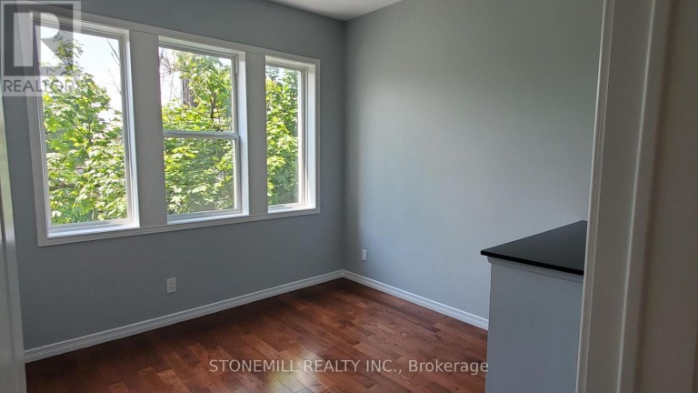2 - 148 OTTAWA STREET N, Hamilton (Crown Point), Ontario, L8H3Z3