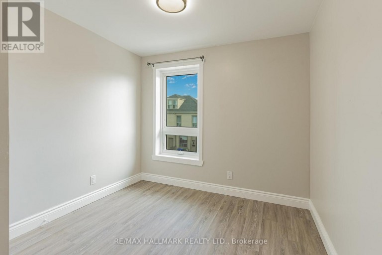 SECOND - 291 EMERALD STREET N, Hamilton (Landsdale), Ontario, L8L5L2
