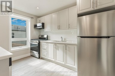 SECOND - 291 EMERALD STREET N Hamilton (Landsdale) Ontario photo 9