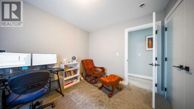 74 Carrington Crescent NW Calgary Alberta photo 32