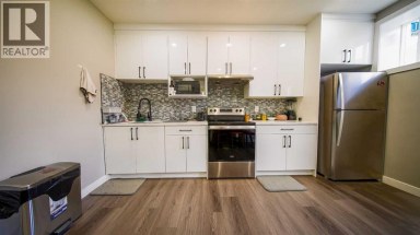 74 Carrington Crescent NW Calgary Alberta photo 40