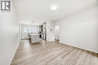 212 Lucas Place NW Calgary Alberta photo 16