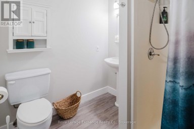 719 YORK AVENUE N South Bruce Peninsula Ontario photo 17