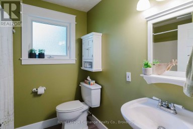 719 YORK AVENUE N South Bruce Peninsula Ontario photo 33