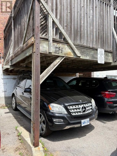 MAIN FLOOR - 2241 QUEEN STREET E, Toronto (The Beaches), Ontario, M4E1G1