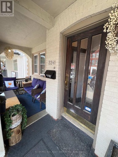 MAIN FLOOR - 2241 QUEEN STREET E, Toronto (The Beaches), Ontario, M4E1G1