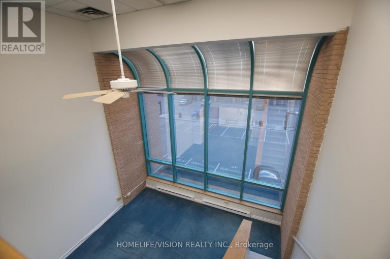 303 - 1315 LAWRENCE AVENUE E, Toronto (Victoria Village), Ontario, M3A3R3