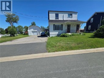 325 Church Street Bathurst New Brunswick photo 1