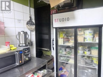 399 KEELE STREET W Toronto (Junction Area) Ontario photo 5
