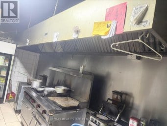 399 KEELE STREET W Toronto (Junction Area) Ontario photo 6