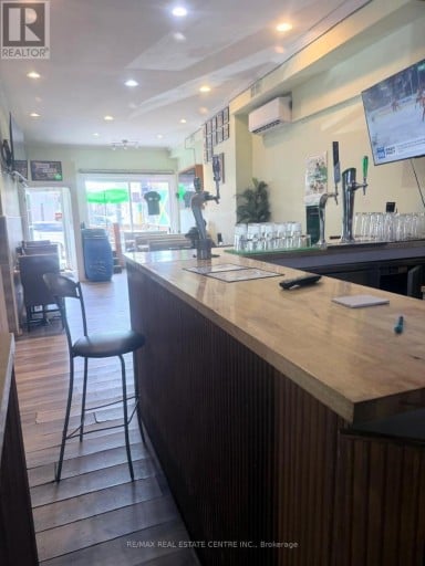 399 KEELE STREET W, Toronto (Junction Area), Ontario, M6P2K9