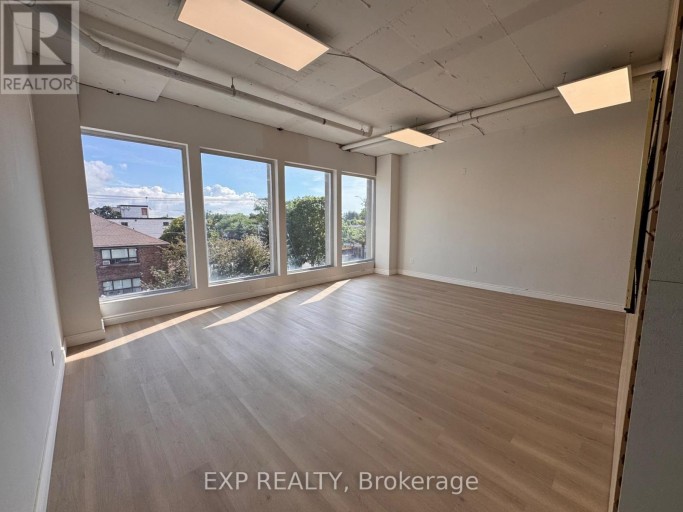 316 - 230 LAKESHORE ROAD E, Mississauga (Port Credit), Ontario, L5G1G7