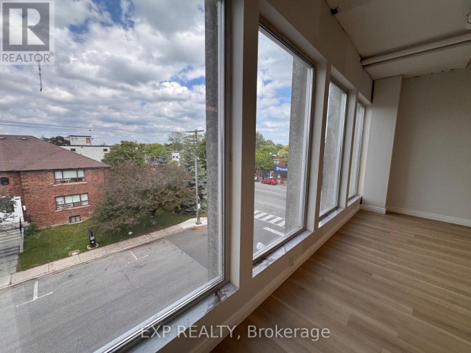 316 - 230 LAKESHORE ROAD E, Mississauga (Port Credit), Ontario, L5G1G7