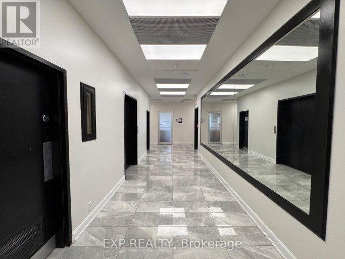 316 - 230 LAKESHORE ROAD E, Mississauga (Port Credit), Ontario, L5G1G7