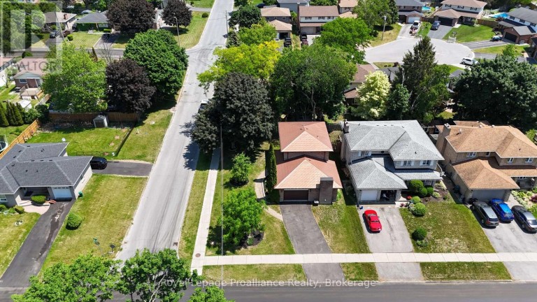 3 COOKE COURT, Belleville (Belleville Ward), Ontario, K8N5N4