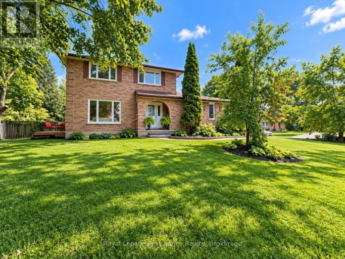 3 COOKE COURT, Belleville (Belleville Ward), Ontario, K8N5N4
