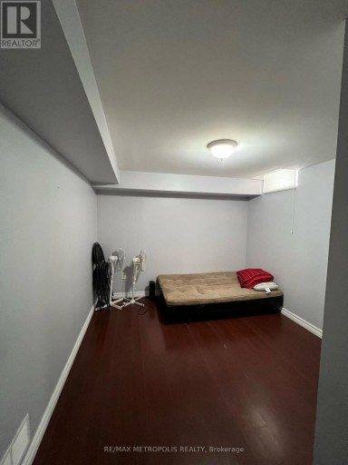 BSMT - 5884 CHORLEY PLACE, Mississauga (East Credit), Ontario, L5M5L7