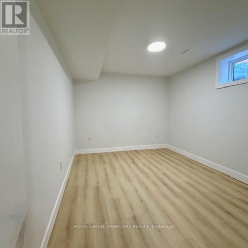 LOWER - 293 GLEBEMOUNT AVENUE, Toronto (East York), Ontario, M4C3V4