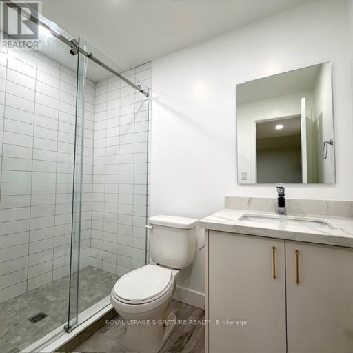 LOWER - 293 GLEBEMOUNT AVENUE, Toronto (East York), Ontario, M4C3V4
