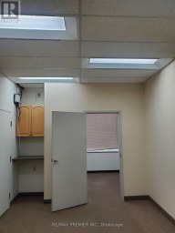421 - 3200 DUFFERIN STREET Toronto (Yorkdale-Glen Park) Ontario photo 3