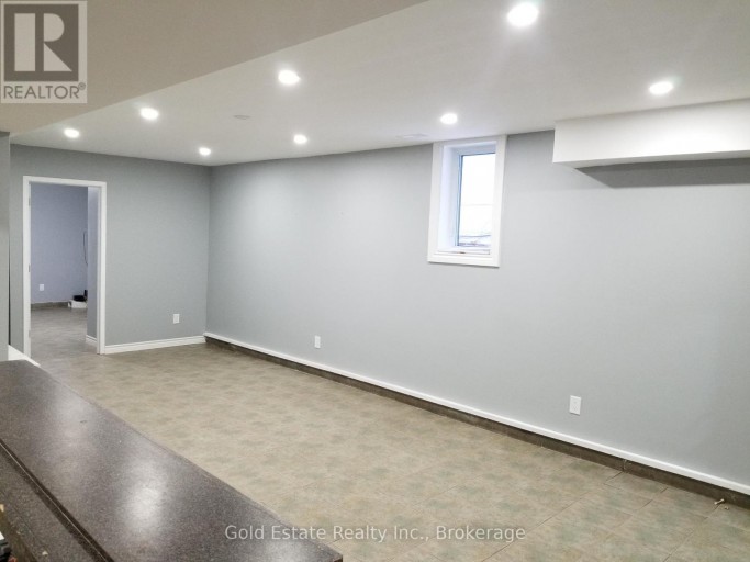 BSMT - 426 LANGLOIS AVENUE, Windsor, Ontario, N9A2G4