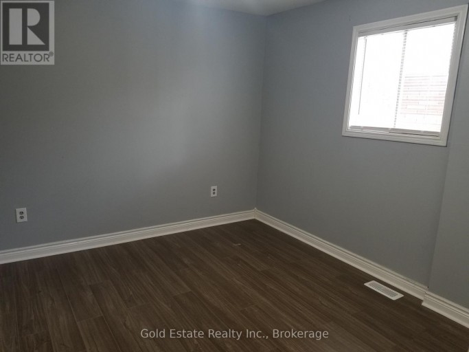 UPPER - 426 LANGLOIS AVENUE, Windsor, Ontario, N9A2G4