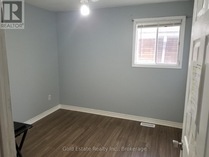 UPPER - 426 LANGLOIS AVENUE, Windsor, Ontario, N9A2G4