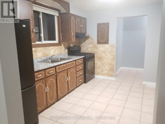 UPPER - 426 LANGLOIS AVENUE Windsor Ontario photo 14