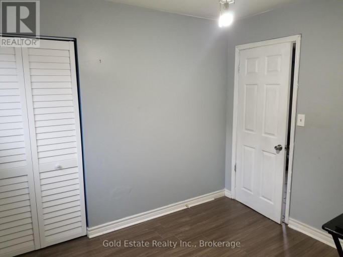 UPPER - 426 LANGLOIS AVENUE, Windsor, Ontario, N9A2G4