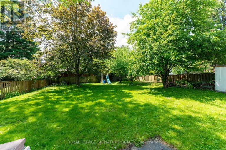 MAIN - 14 LAWNDALE ROAD, Toronto (Scarborough Village), Ontario, M1M3R6