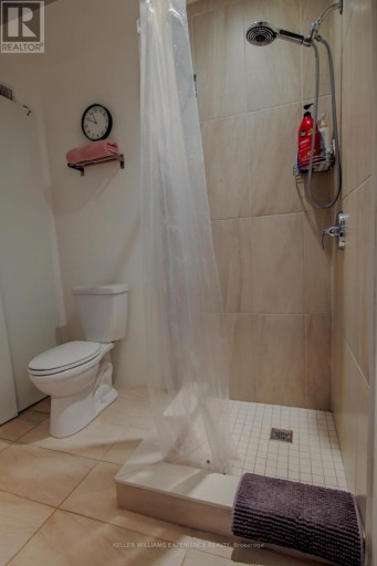 2ND FLOOR - 17 JOHN STREET N, Hamilton (Beasley), Ontario, L8R1H1
