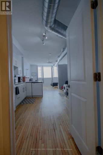 2ND FLOOR - 17 JOHN STREET N, Hamilton (Beasley), Ontario, L8R1H1