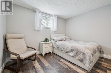284 COLBORNE STREET Centre Wellington (Elora/Salem) Ontario photo 31