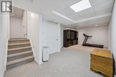 284 COLBORNE STREET Centre Wellington (Elora/Salem) Ontario photo 34