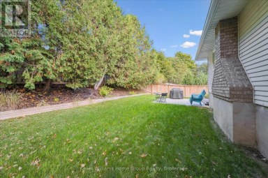 284 COLBORNE STREET Centre Wellington (Elora/Salem) Ontario photo 43